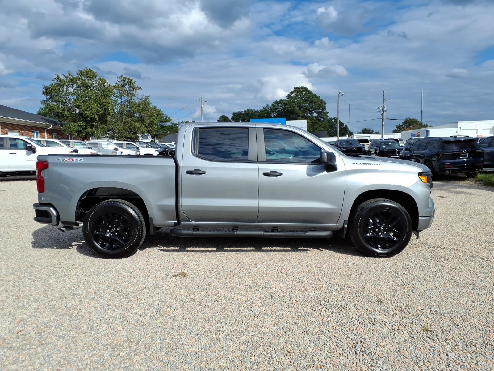 New 2026 Chevrolet Silverado 2500 ZR2 w/ LPO, Dark Essentials Package AWD/4WD image 11