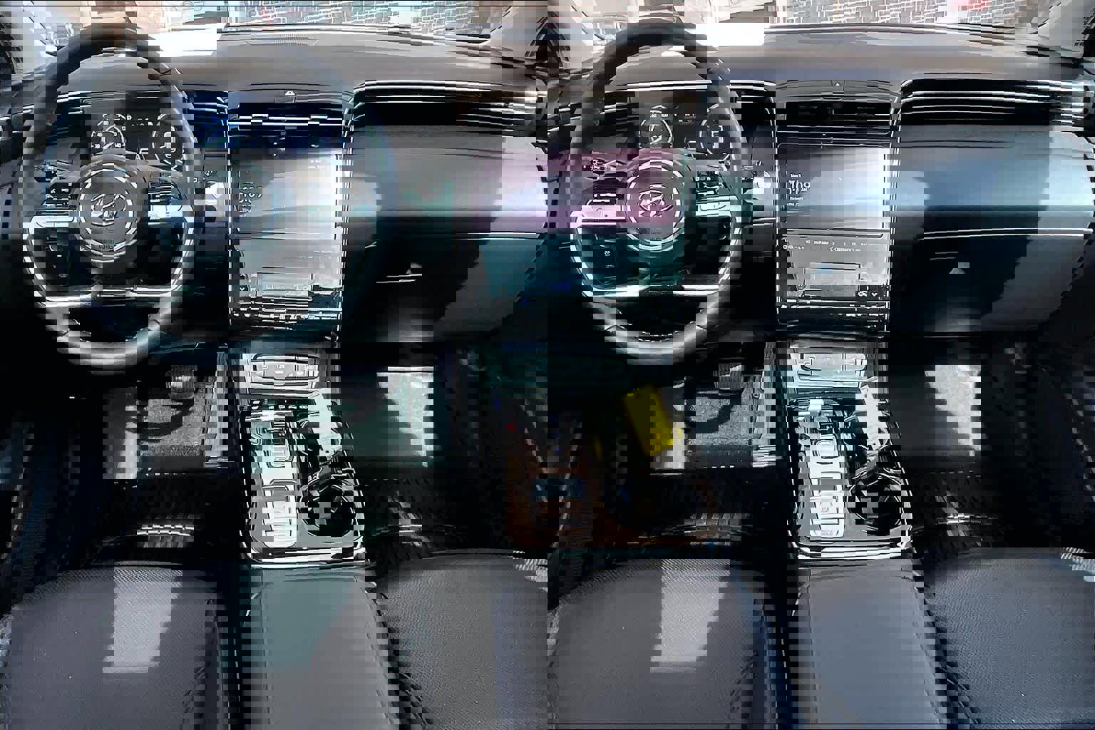 Used 2023 Hyundai Tucson Limited image 16