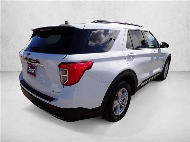 Used 2023 Ford Explorer XLT w/ Equipment Group 202A image 4