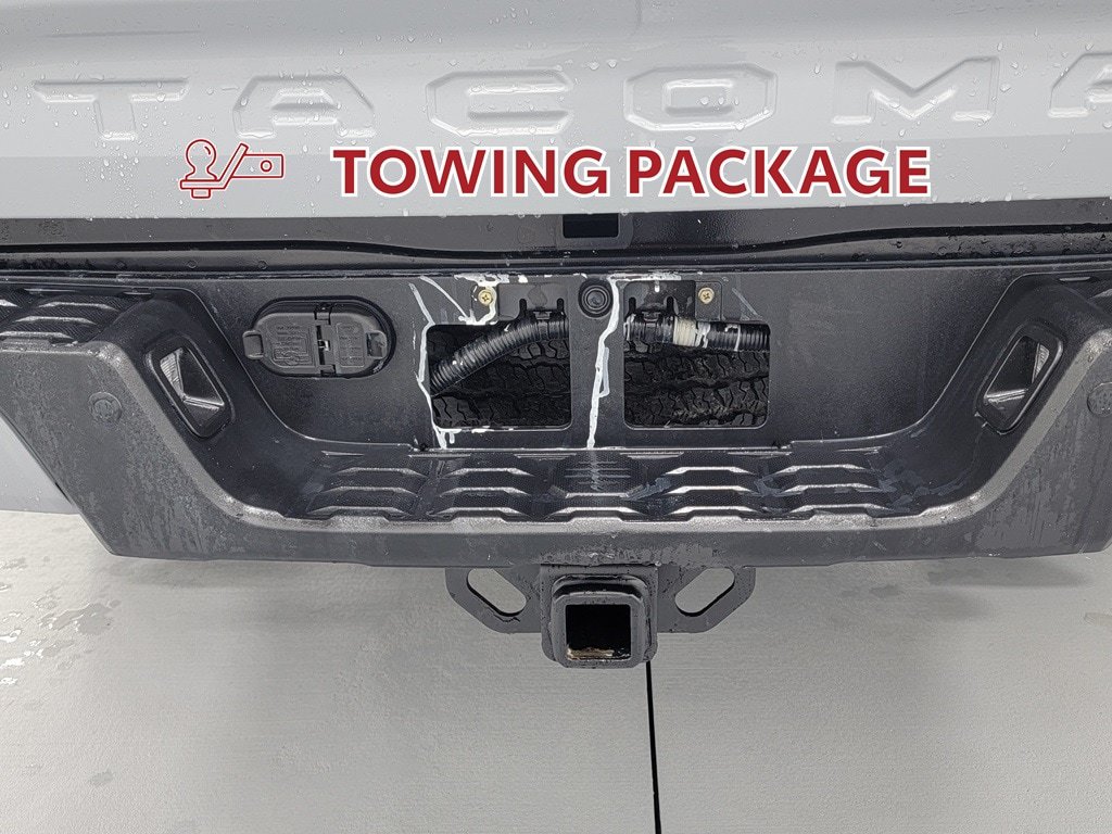 Used 2020 Toyota Tacoma TRD Off-Road w/ TRD Premium Off Road Package AWD/4WD image 31