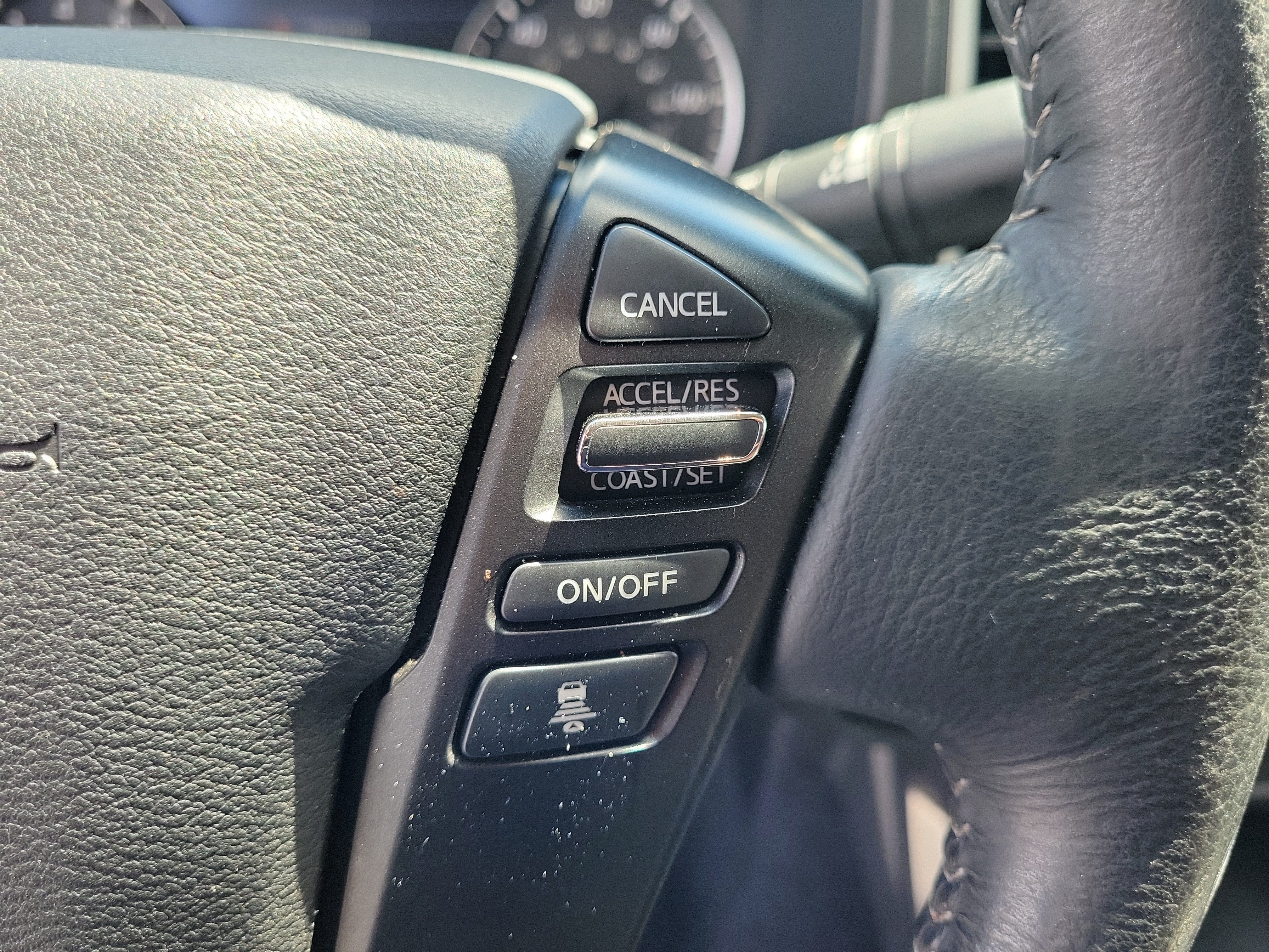 Certified 2024 Nissan Frontier SV w/ SV Convenience Package RWD image 17