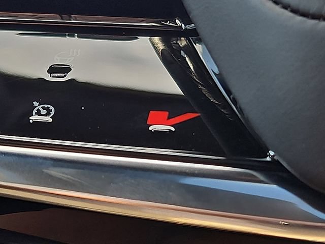 New 2026 Cadillac Lyriq V AWD/4WD image 20