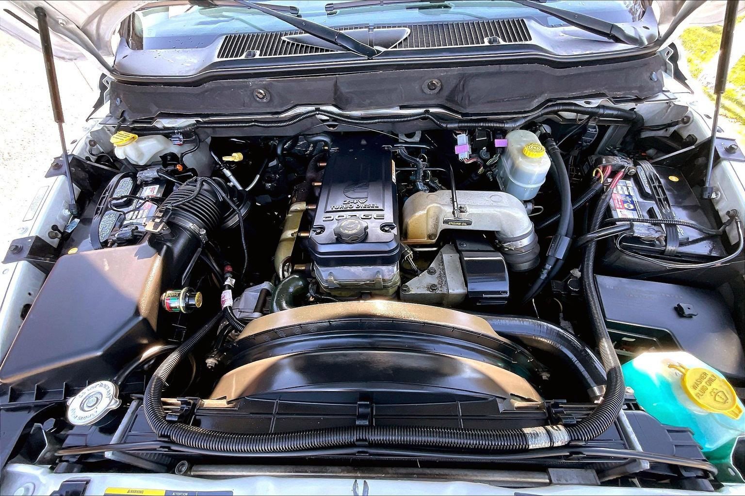 Used 2004 Dodge Ram 3500 Truck ST w/ Trailer Tow Group image 9