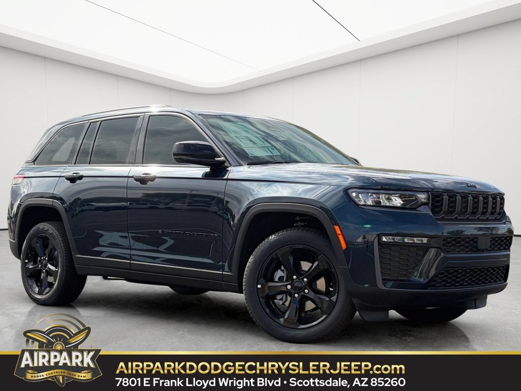 New 2026 Jeep Grand Cherokee Limited w/ Limited Altitude Package