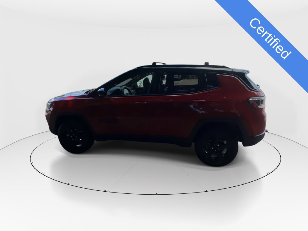 Used 2023 Jeep Compass Trailhawk w/ Sun and Sound Group AWD/4WD image 6