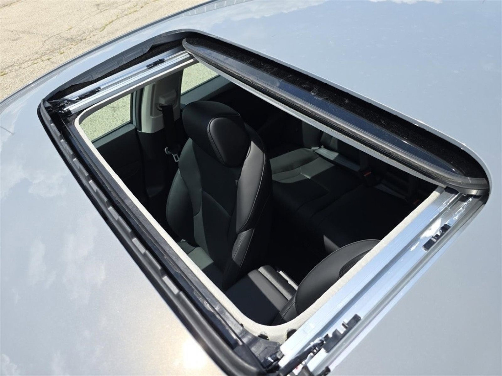 New 2025 Honda Accord EX-L image 3