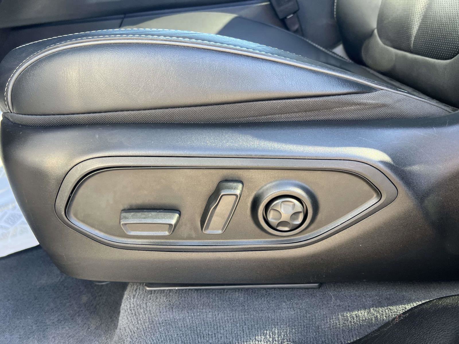 Used 2023 Jeep Grand Cherokee L Overland AWD/4WD image 19