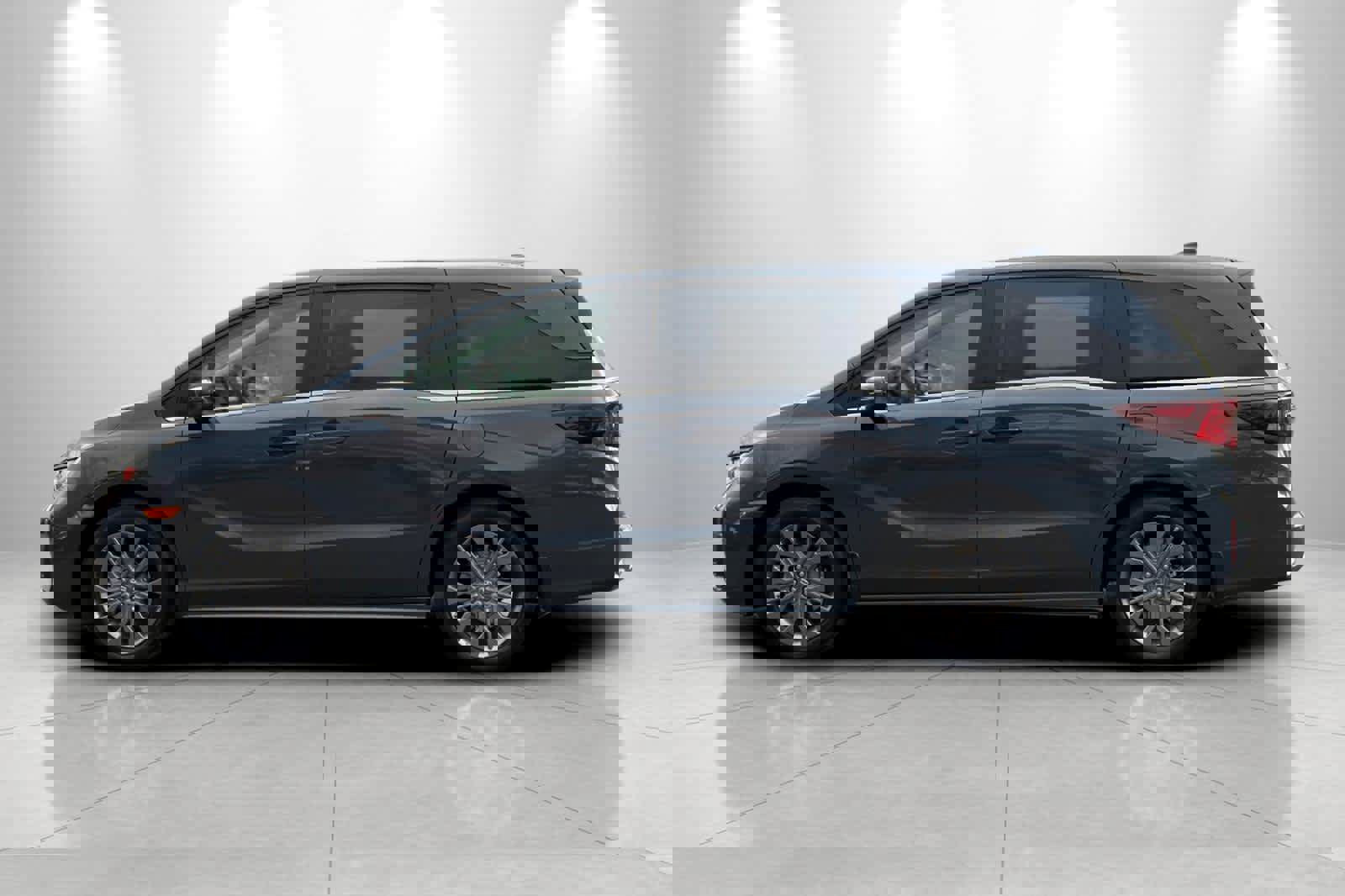 New 2026 Honda Odyssey Touring image 5