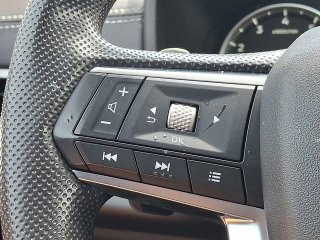 Used 2023 Mitsubishi Outlander ES FWD image 20