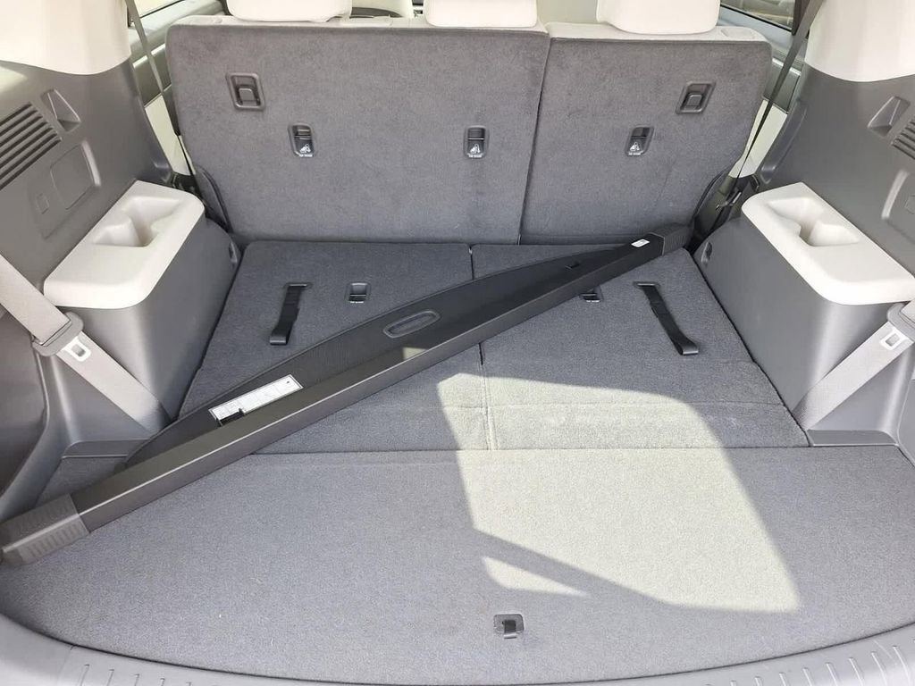 Used 2024 Hyundai Santa Fe SE image 28