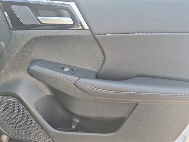 New 2026 Mitsubishi Outlander LE FWD image 35