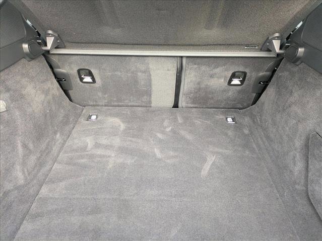 Used 2019 Porsche Panamera 4 image 10