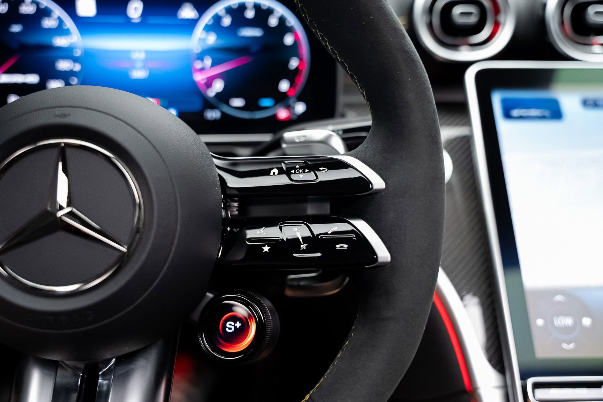 Used 2024 Mercedes-Benz CLE 53 AMG 4MATIC image 52