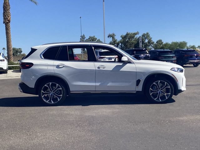 Used 2026 BMW X5 sDrive40i w/ Climate Comfort Package RWD image 5