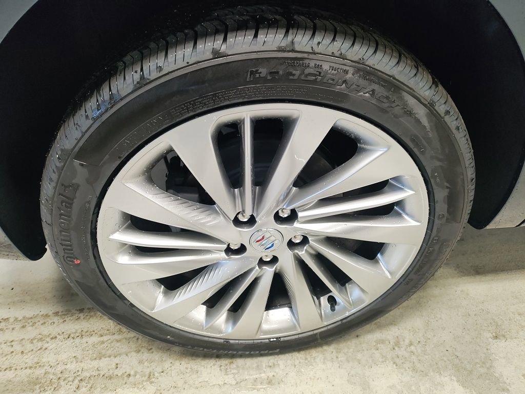 New 2026 Buick Envision Avenir image 3