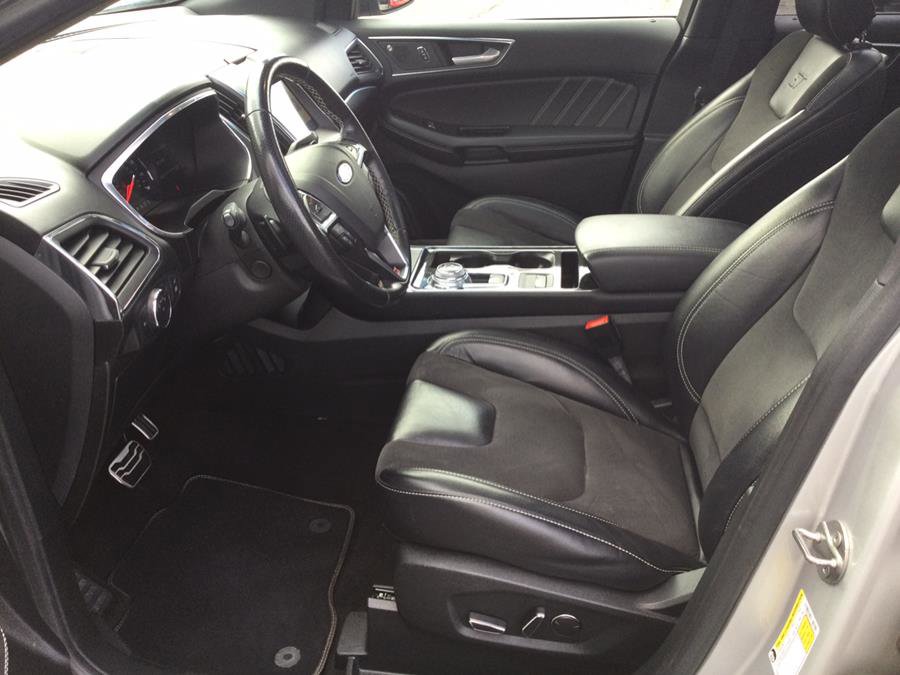 Used 2019 Ford Edge ST w/ Cold Weather Package image 19