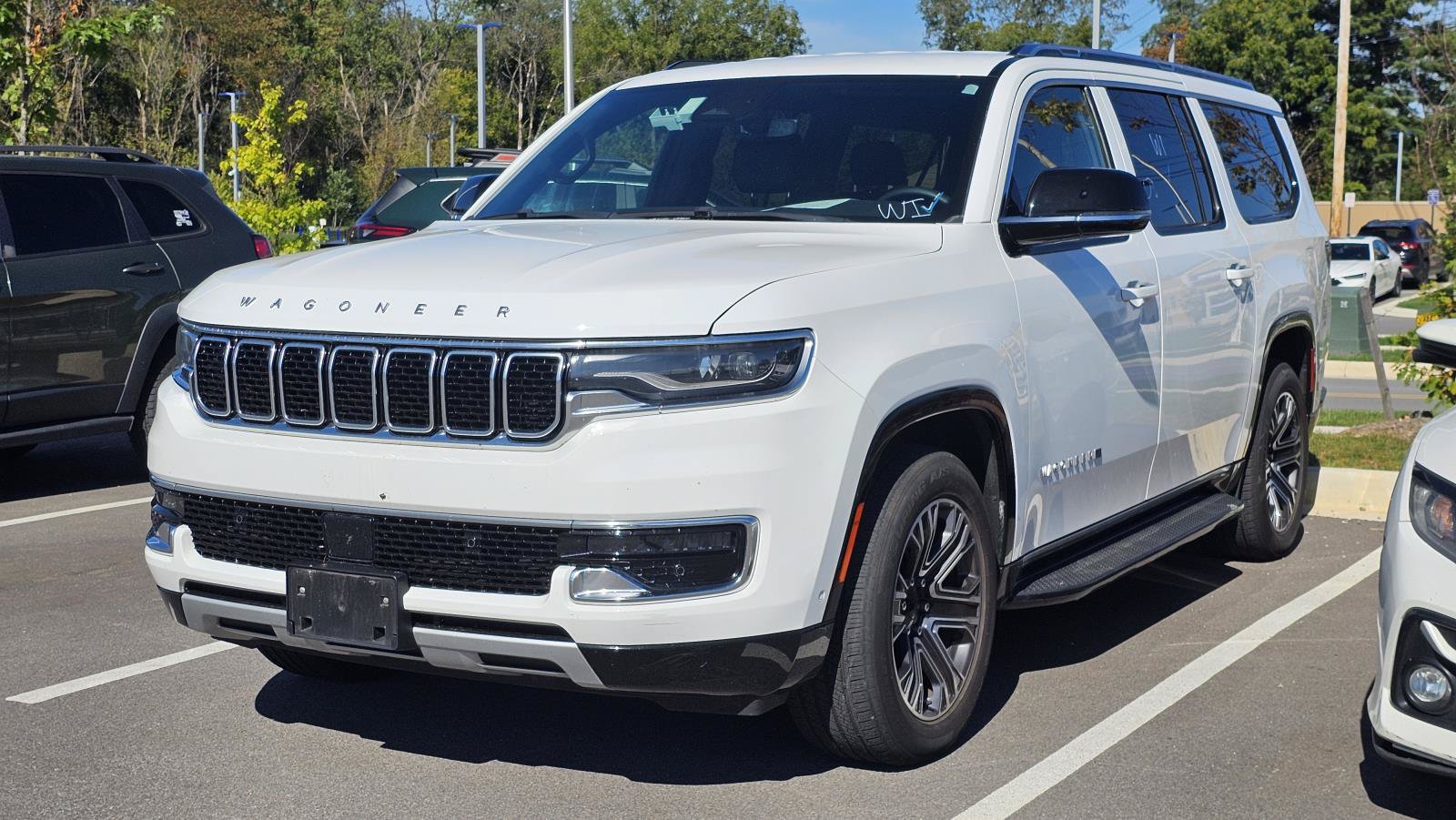 Used 2024 Jeep Wagoneer L Series II w/ Flexible Seating Group