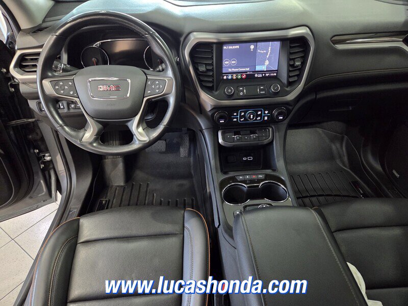 Used 2022 GMC Acadia AT4 w/ Technology Package image 10