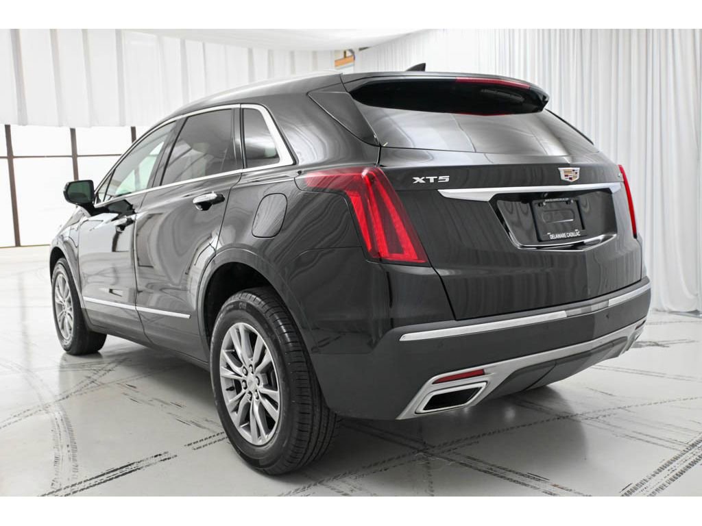 Certified 2022 Cadillac XT5 Premium Luxury image 5