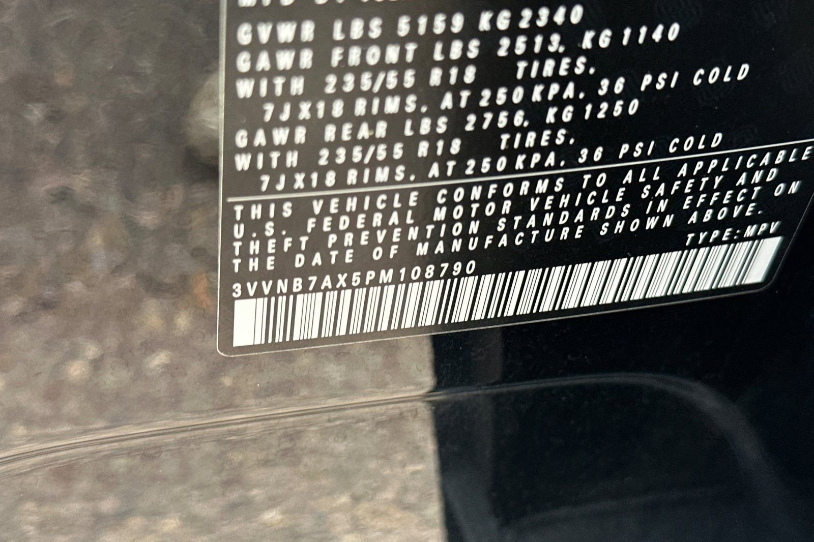 Used 2023 Volkswagen Tiguan SE w/ Panoramic Sunroof Package FWD image 29