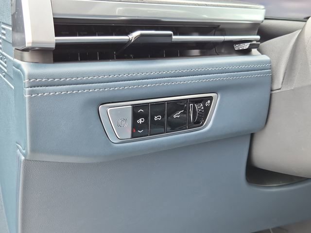 Used 2026 Cadillac Escalade IQ Sport 2 w/ LPO, ONYX Package image 23