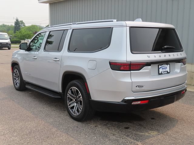 Used 2023 Jeep Wagoneer L Series II AWD/4WD image 9