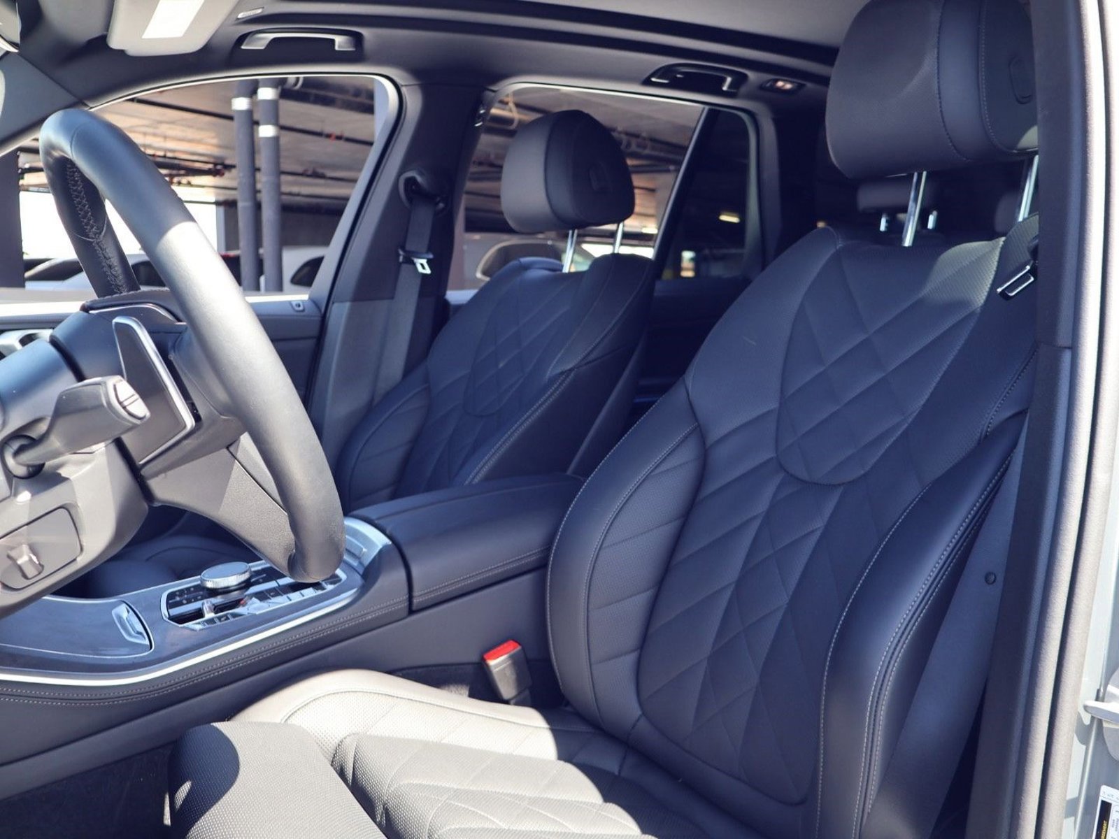 Used 2024 BMW X5 sDrive40i w/ Premium Package RWD image 5