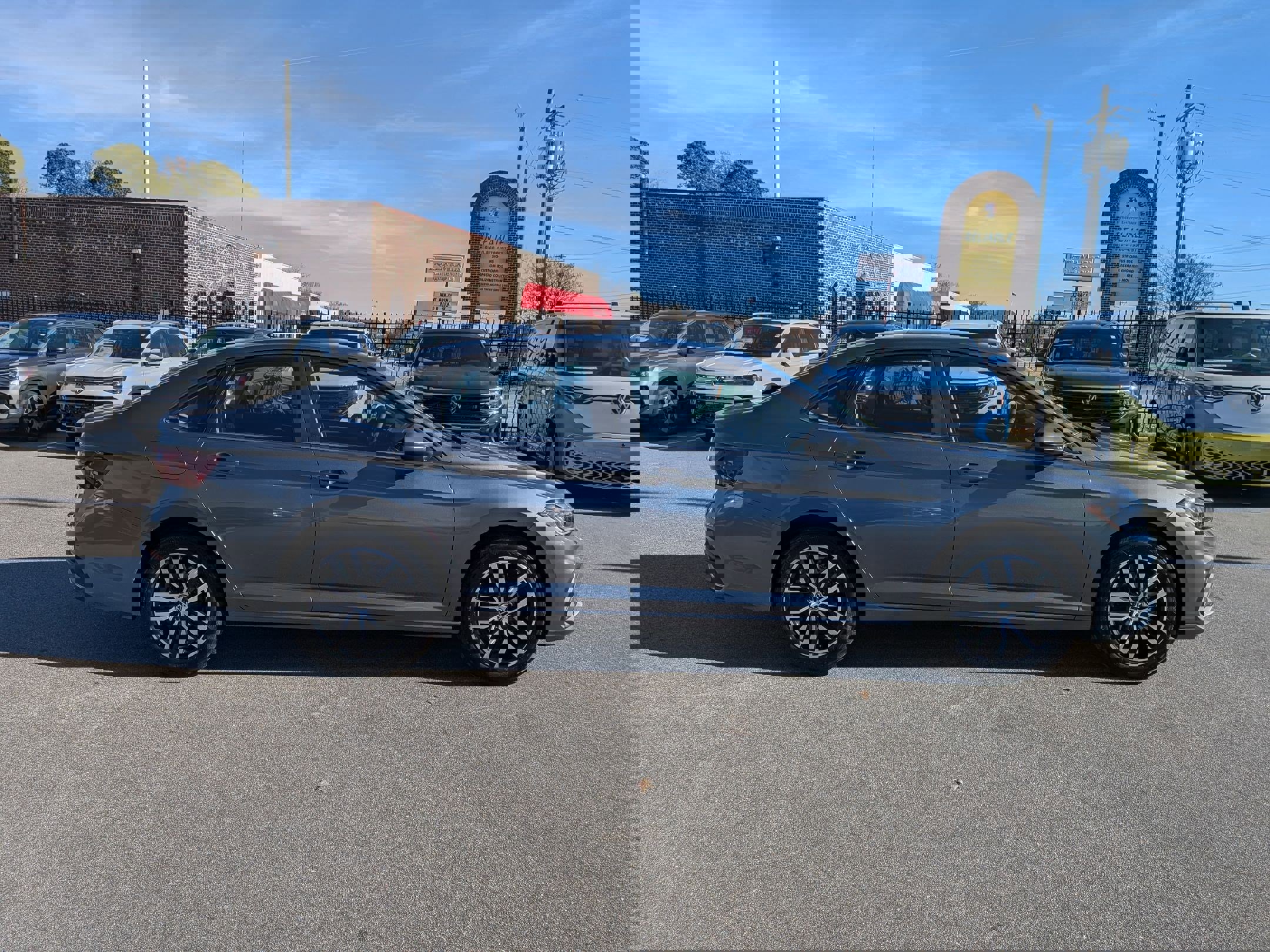 New 2026 Volkswagen Jetta SE image 2