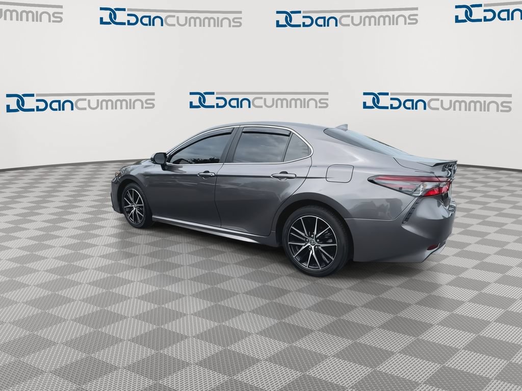Used 2024 Toyota Camry SE FWD image 6