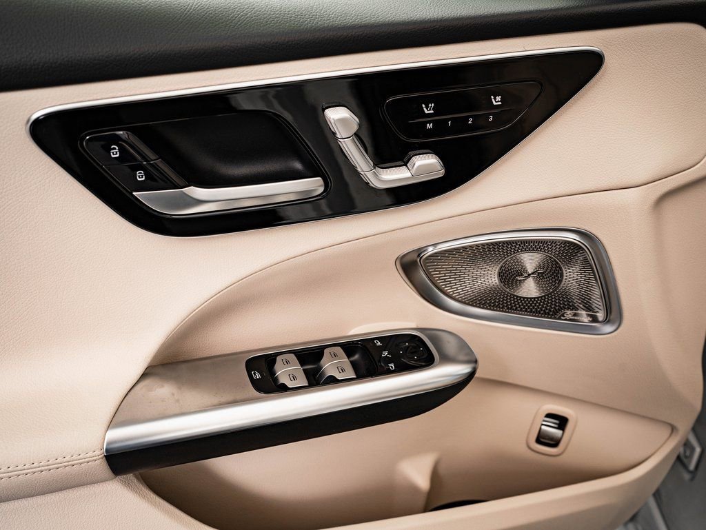 Certified 2024 Mercedes-Benz C 300 4MATIC Sedan image 24