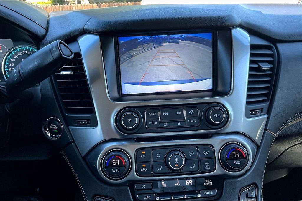 Used 2019 Chevrolet Tahoe Premier w/ Premier Plus Edition RWD image 16