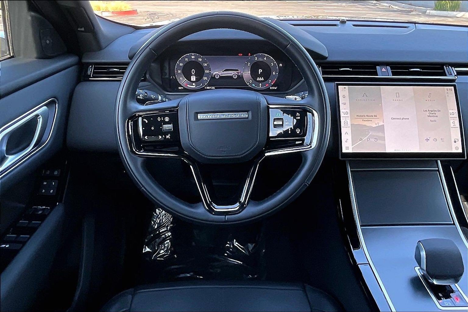 Used 2026 Land Rover Range Rover Velar S AWD/4WD image 5