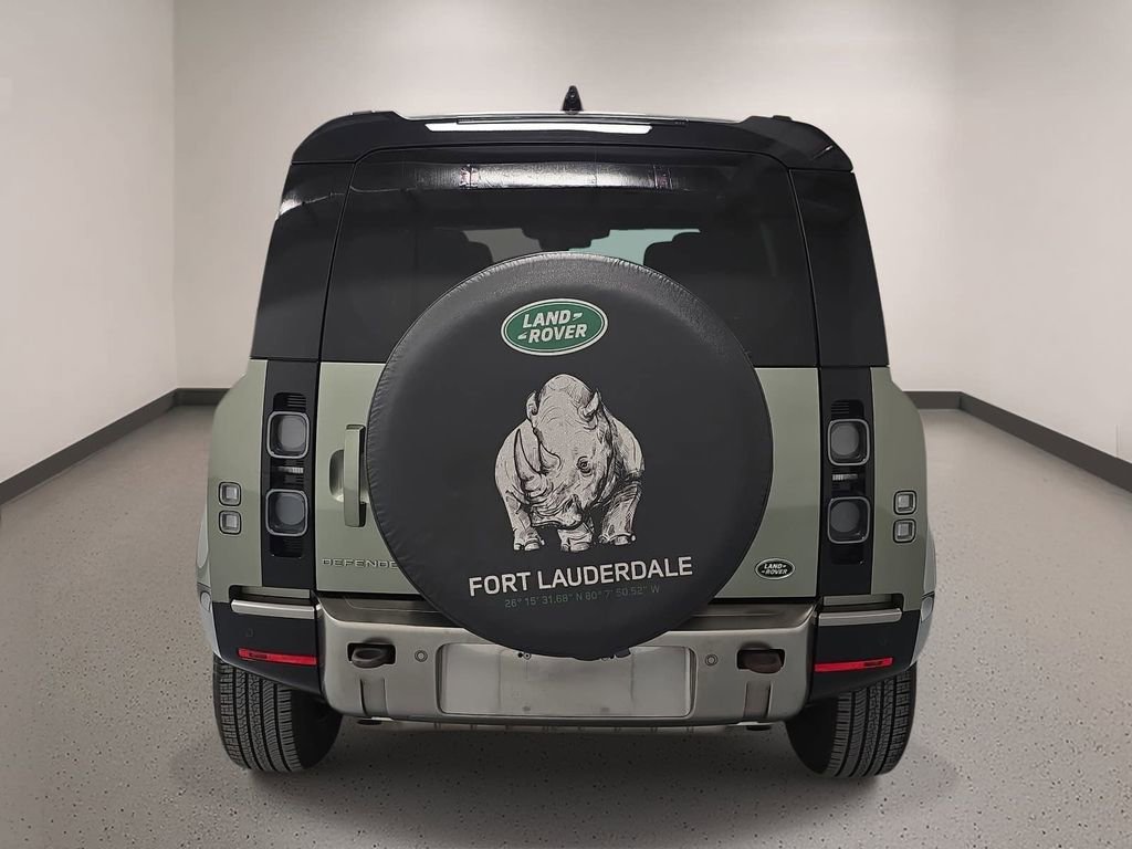 Used 2022 Land Rover Defender 110 X AWD/4WD image 6
