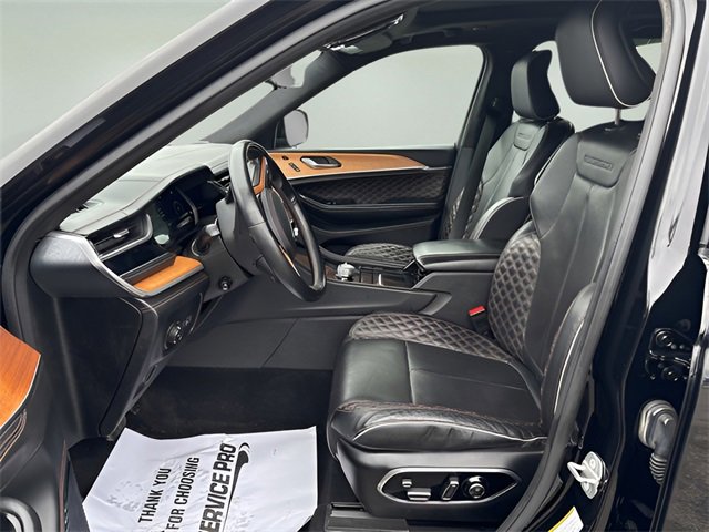 Used 2022 Jeep Grand Cherokee Summit image 7