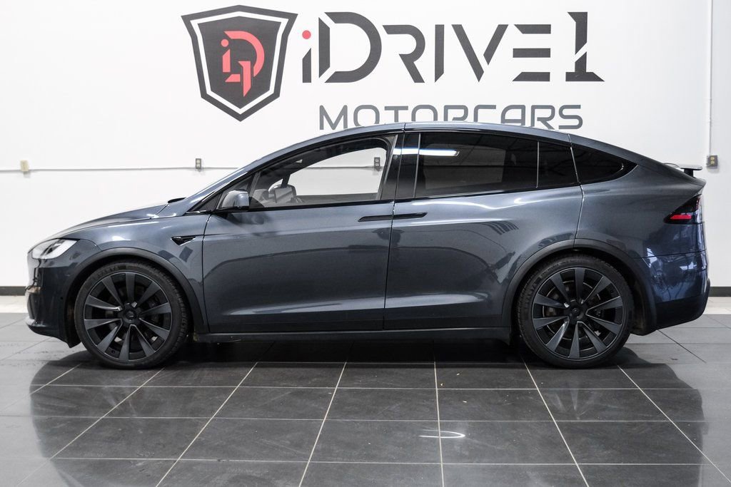 Used 2022 Tesla Model X image 13