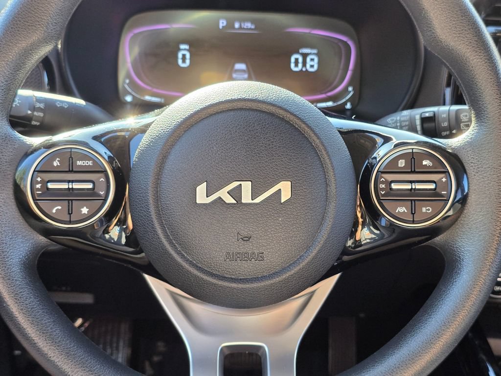 Used 2024 Kia Soul S FWD image 23