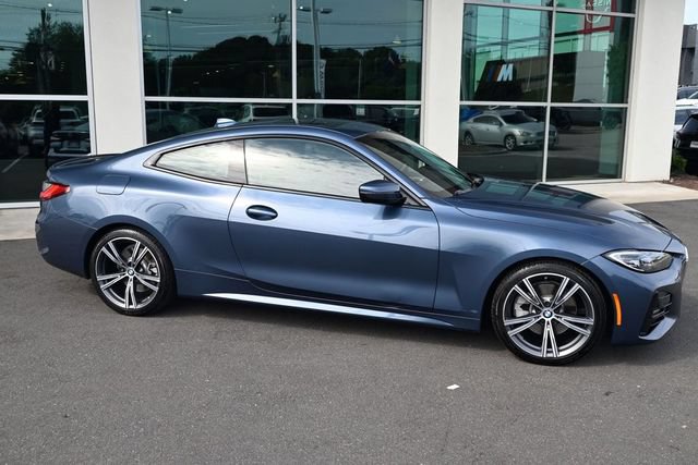 Used 2022 BMW 430i Coupe w/ M Sport Package RWD image 9