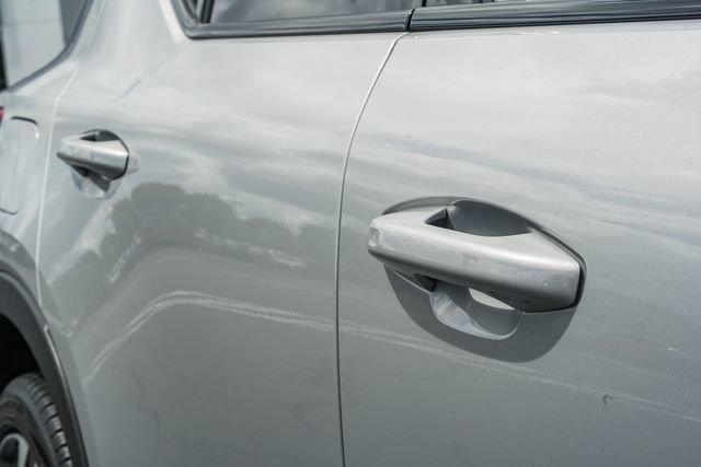 Certified 2023 Volvo XC40 B5 Ultimate w/ Protection Package Premier AWD/4WD image 19