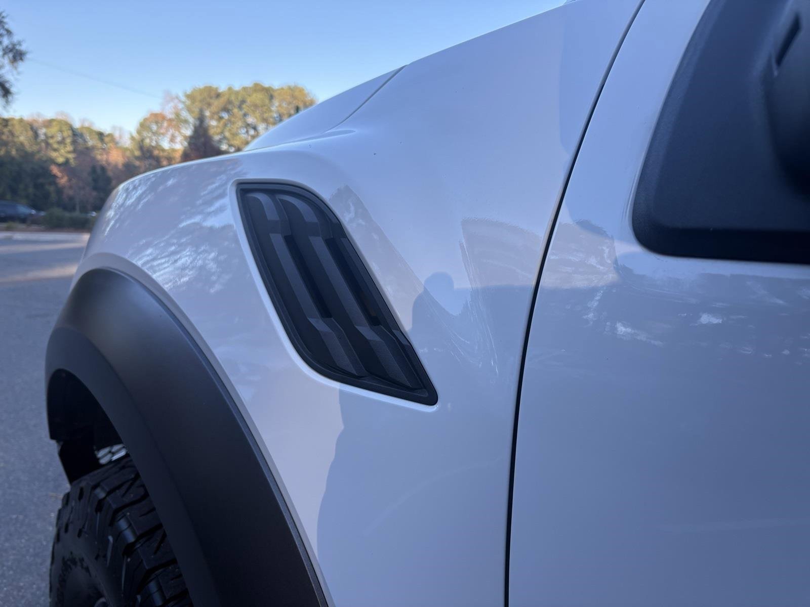 Used 2018 Ford F150 Raptor w/ Equipment Group 802A Luxury image 18