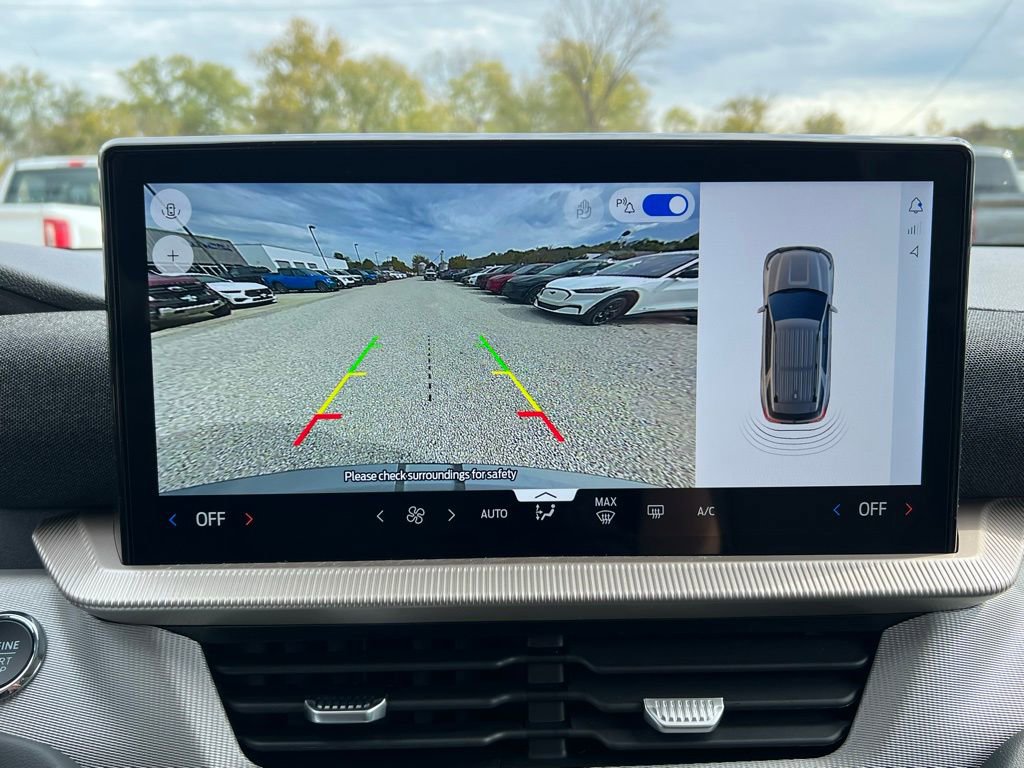 New 2026 Ford Explorer Active image 29