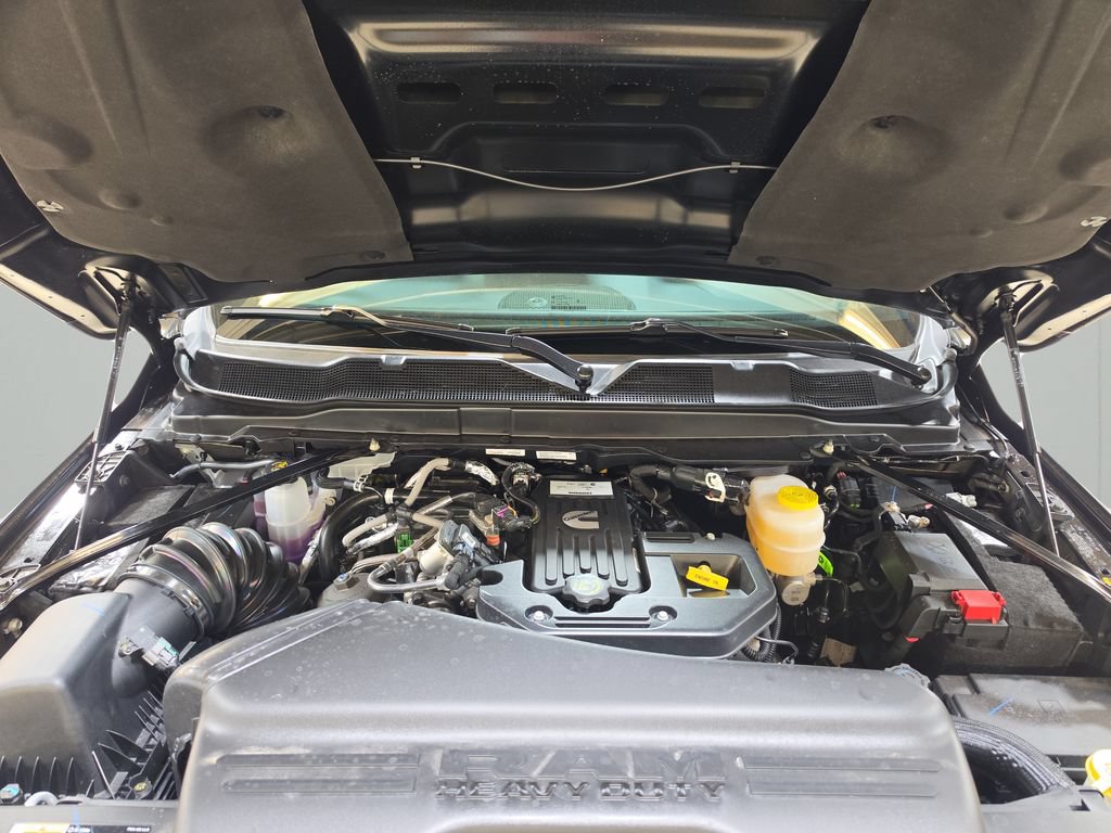 New 2027 RAM 3500 Big Horn AWD/4WD image 9
