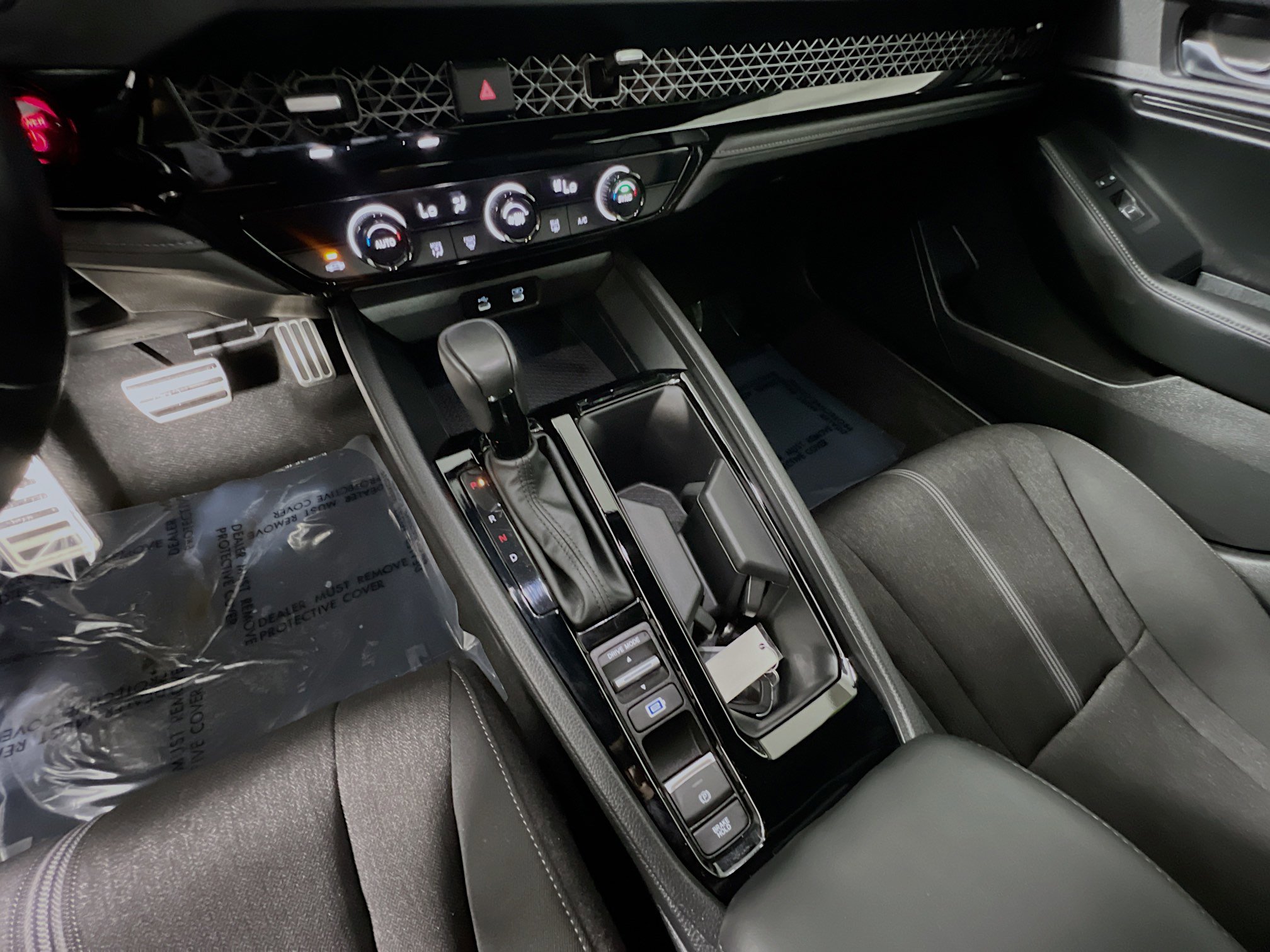 Used 2024 Honda Accord Sport image 25