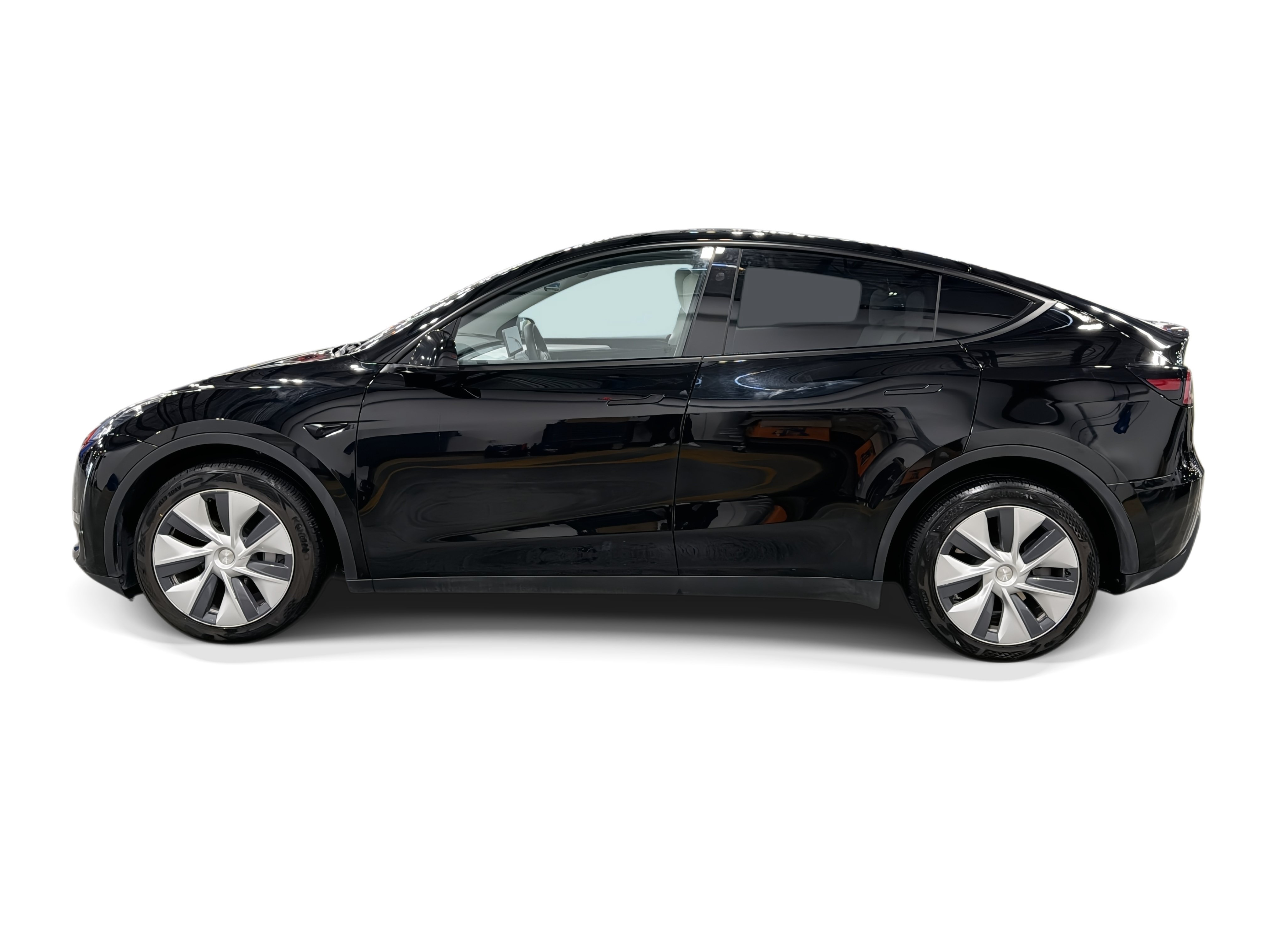 Certified 2023 Tesla Model Y Long Range AWD/4WD image 3