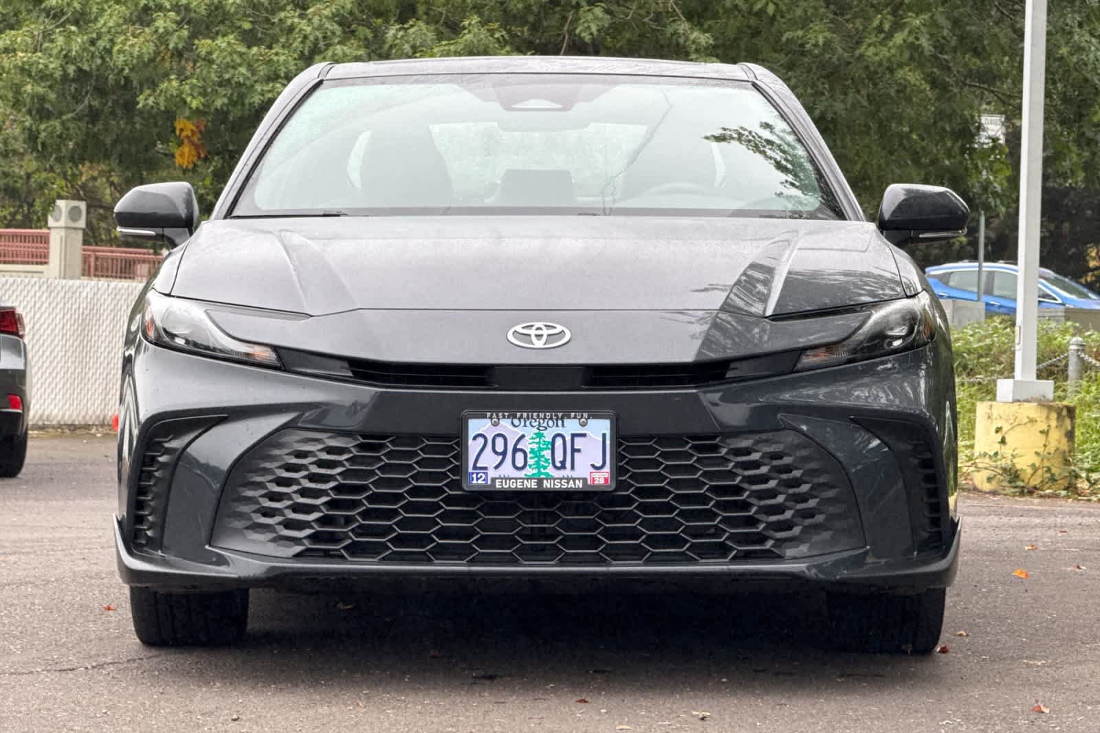 Used 2025 Toyota Camry SE AWD/4WD image 10