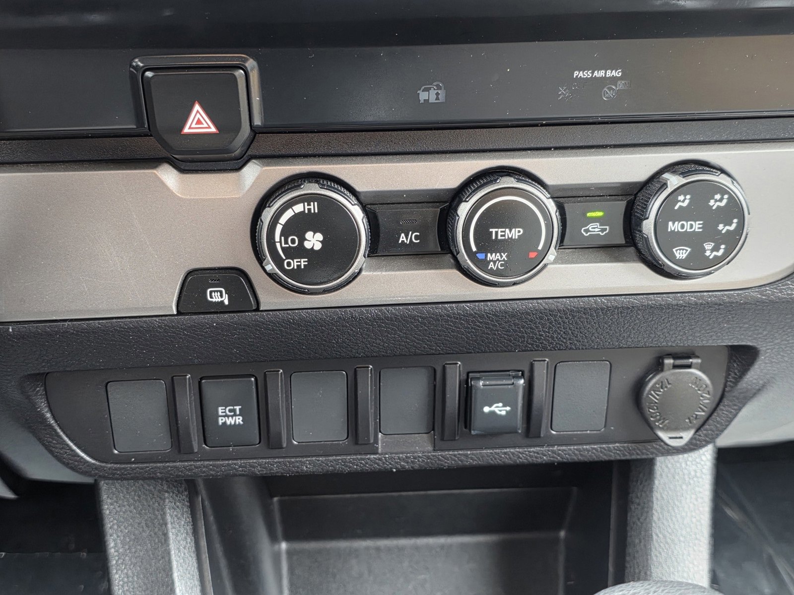 Used 2023 Toyota Tacoma SR image 30