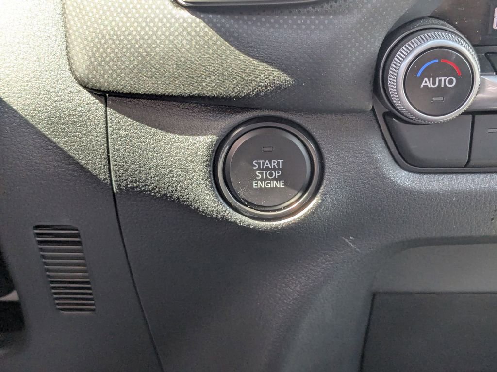 Used 2025 MAZDA CX-50 AWD 2.5 S w/ Premium Package image 23