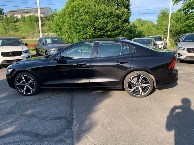 Used 2024 Volvo S60 B5 Core w/ Climate Package FWD image 8