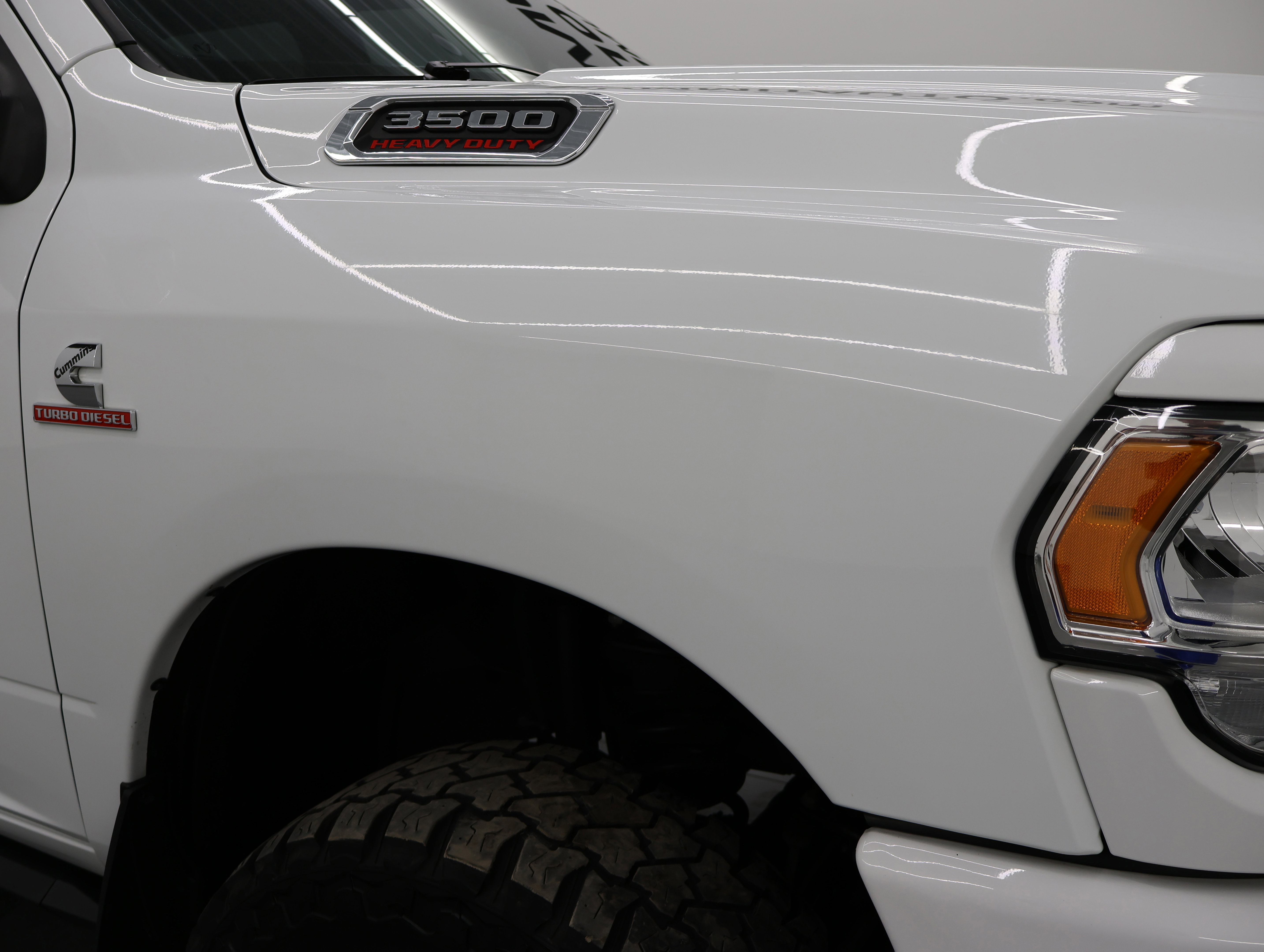 Used 2024 RAM 3500 Big Horn w/ Sport Appearance Package image 23