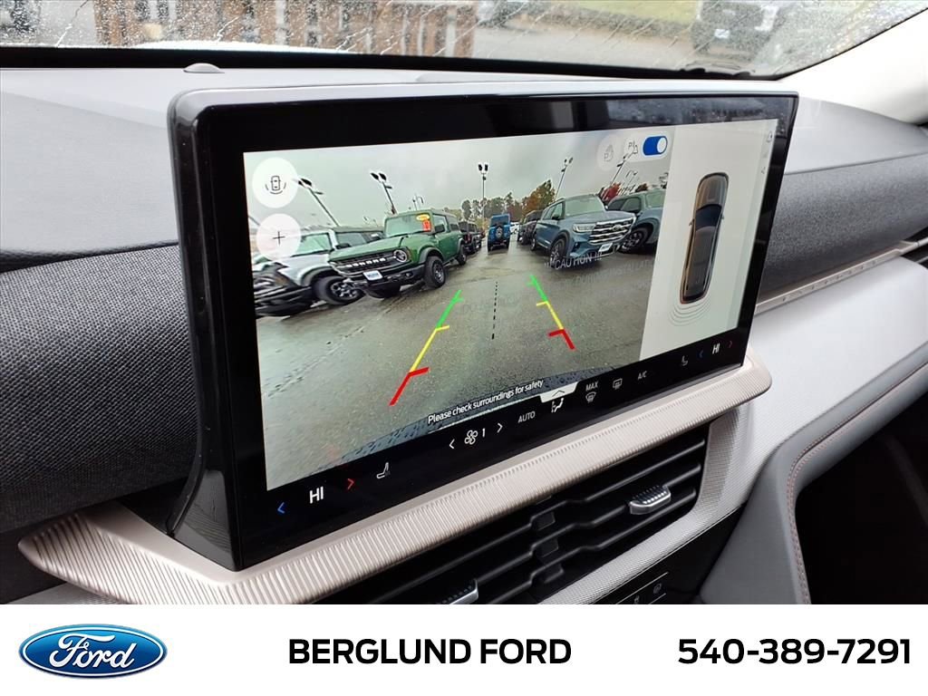 Used 2026 Ford Explorer Active image 16