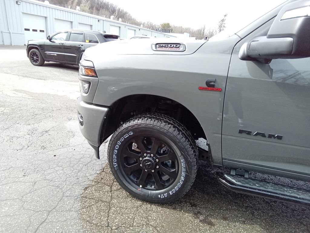 New 2026 RAM 2500 Big Horn AWD/4WD image 8
